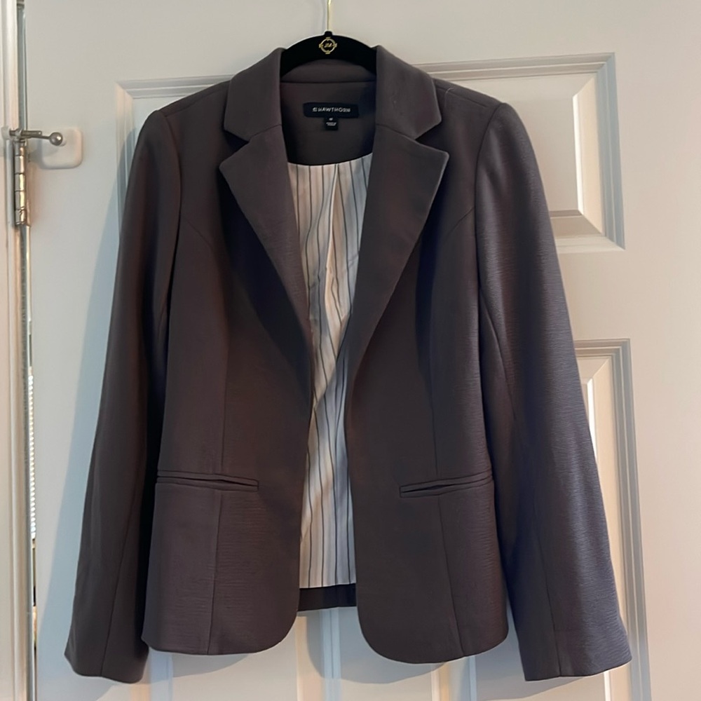 Grey blazer